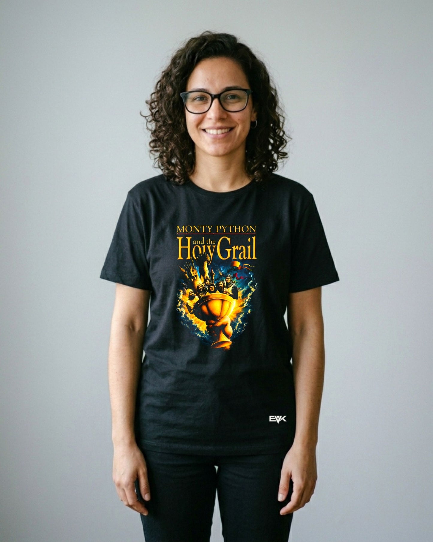 Camiseta Monty Python em Busca do Cálice Sagrado – The Hand of God