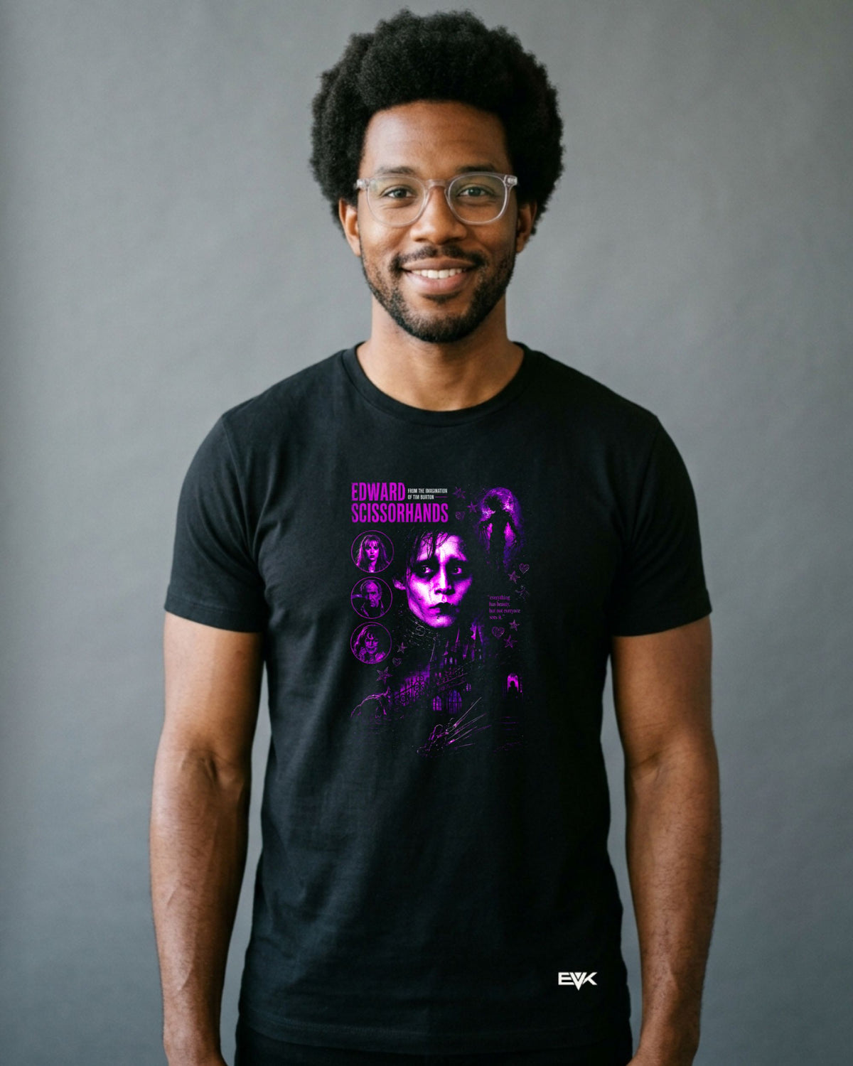 Camiseta Edward Mãos de Tesoura – Vintage Purple Edward