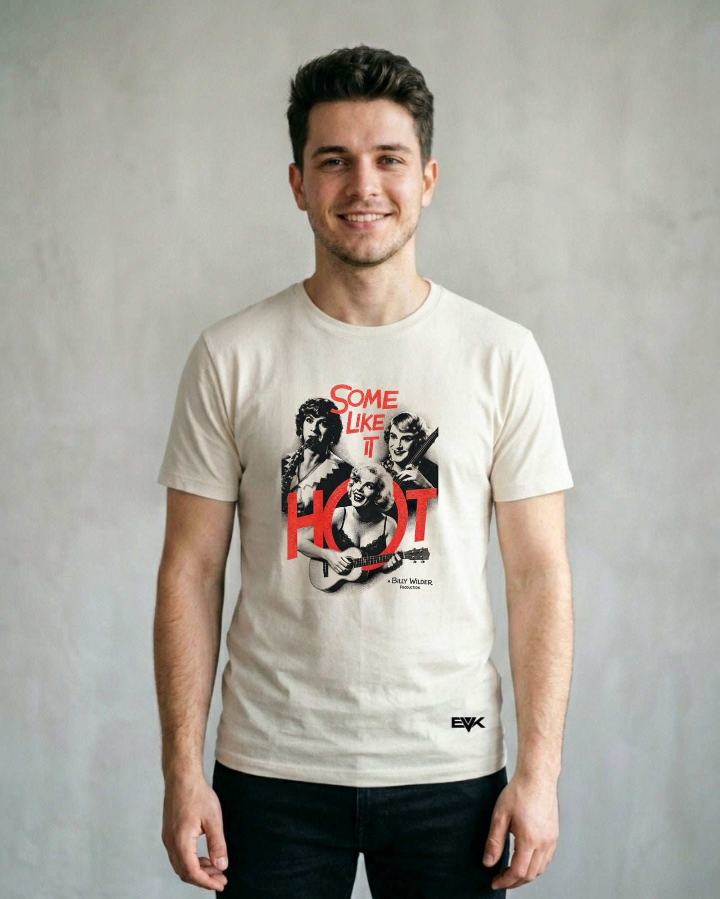 Camiseta Off-White Quanto Mais Quente Melhor – The Society Syncopators