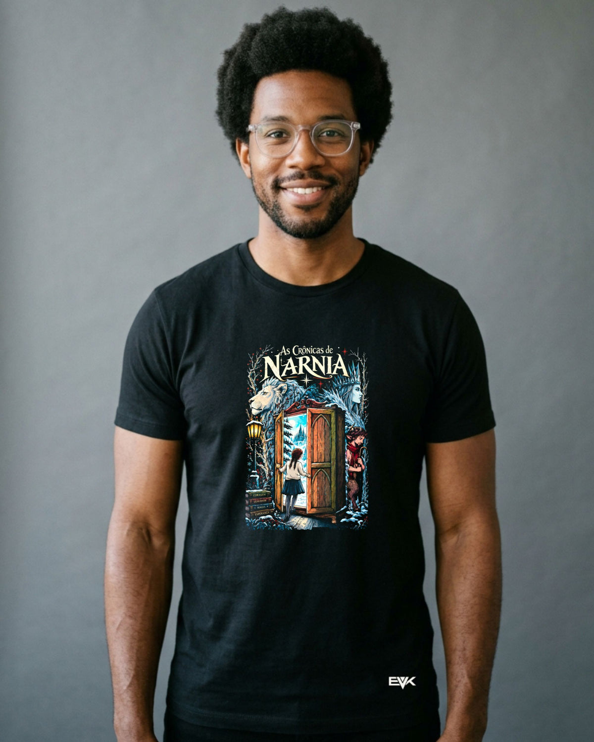 Camiseta As Crônicas de Narnia – Through the Wardrobe