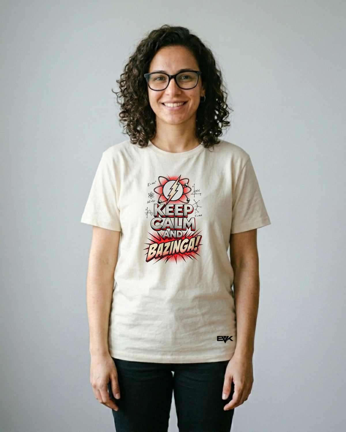 Camiseta Off-White The Big Bang Theory – Keep Calm and BAZINGA!