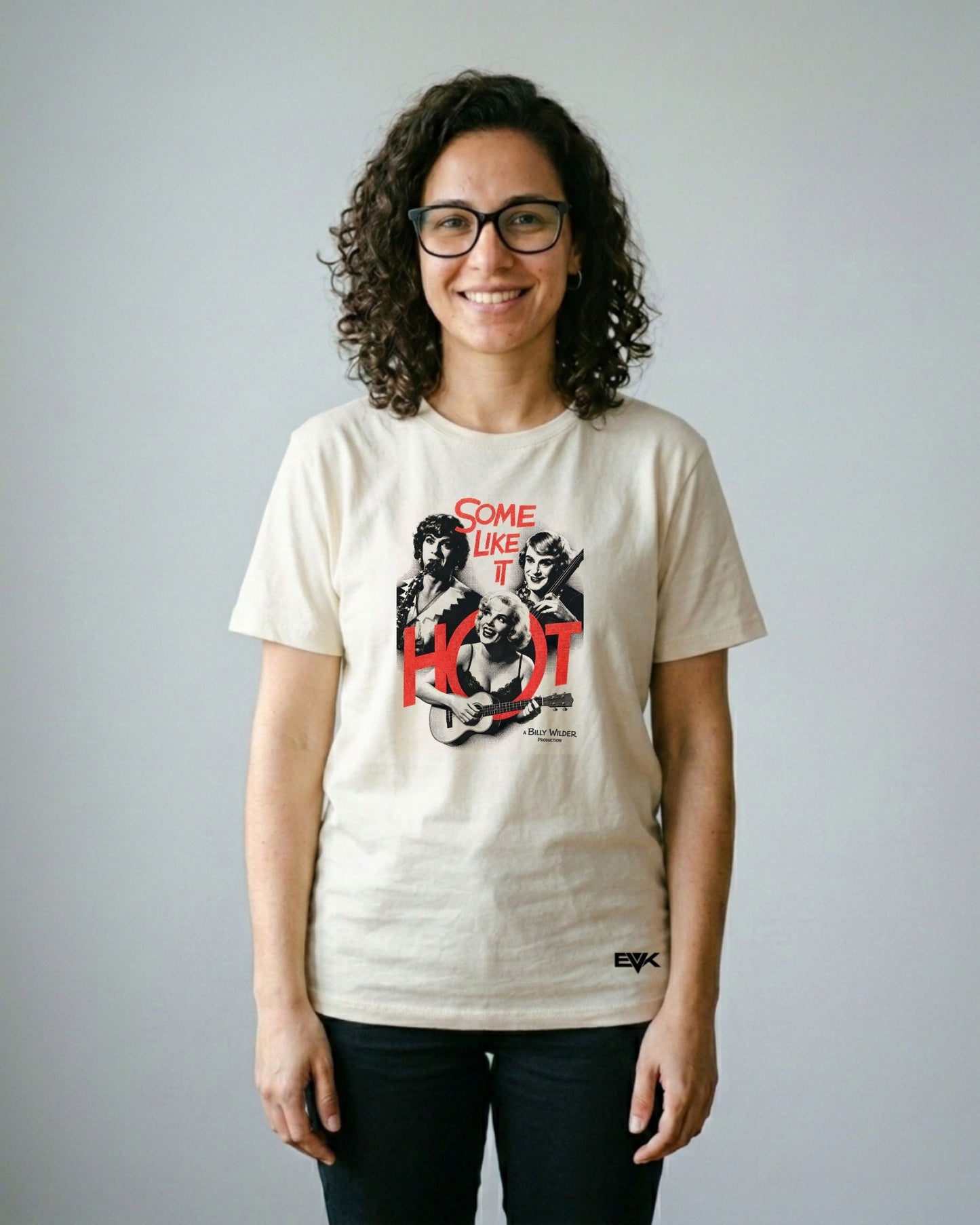 Camiseta Off-White Quanto Mais Quente Melhor – The Society Syncopators