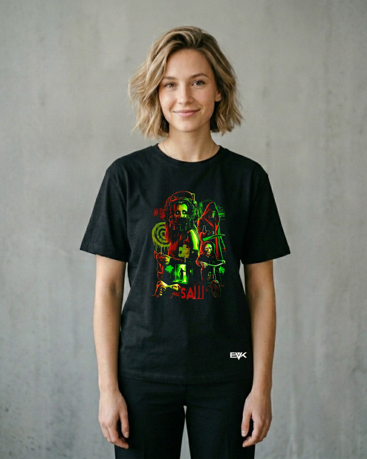 Camiseta Jogos Mortais – SAW Jigsaw Graphic Tee
